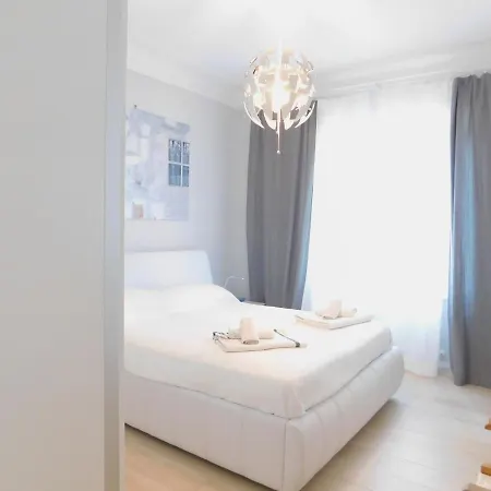Semesterbostad Alluring Holiday In With Balcony *